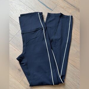 ALL IN MOTION LEGGINGS